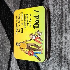 VINTAGE ANYONE CAN BE A FATHER BUT IT TAKES SOMEONE SPECIAL TO BE A DAD TINCARDS